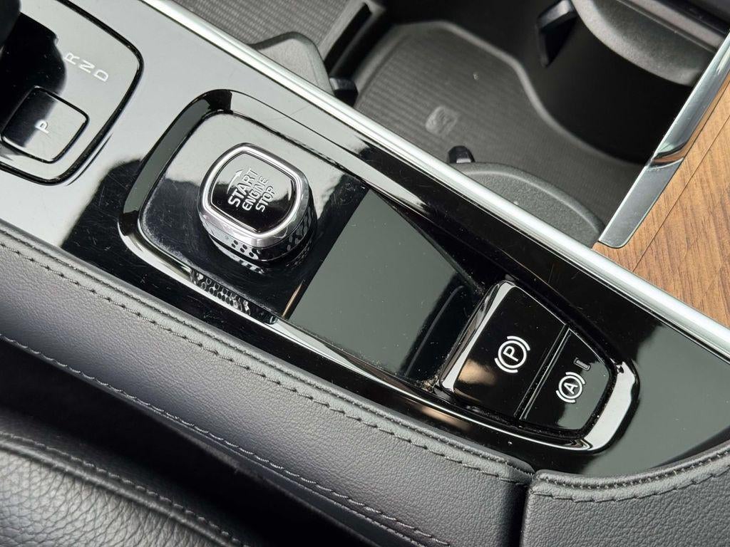 2023 Volvo XC90 B6 Plus 6-Seater