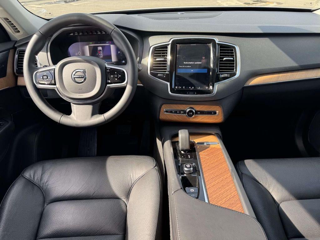 2023 Volvo XC90 B6 Plus 6-Seater