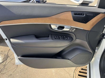 2023 Volvo XC90 B6 Plus 6-Seater