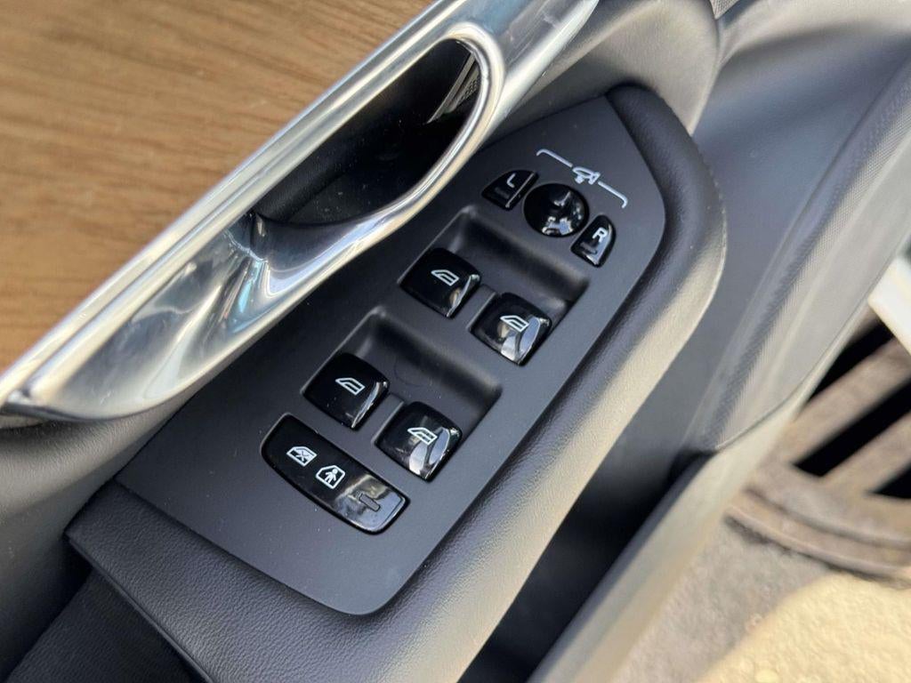 2023 Volvo XC90 B6 Plus 6-Seater