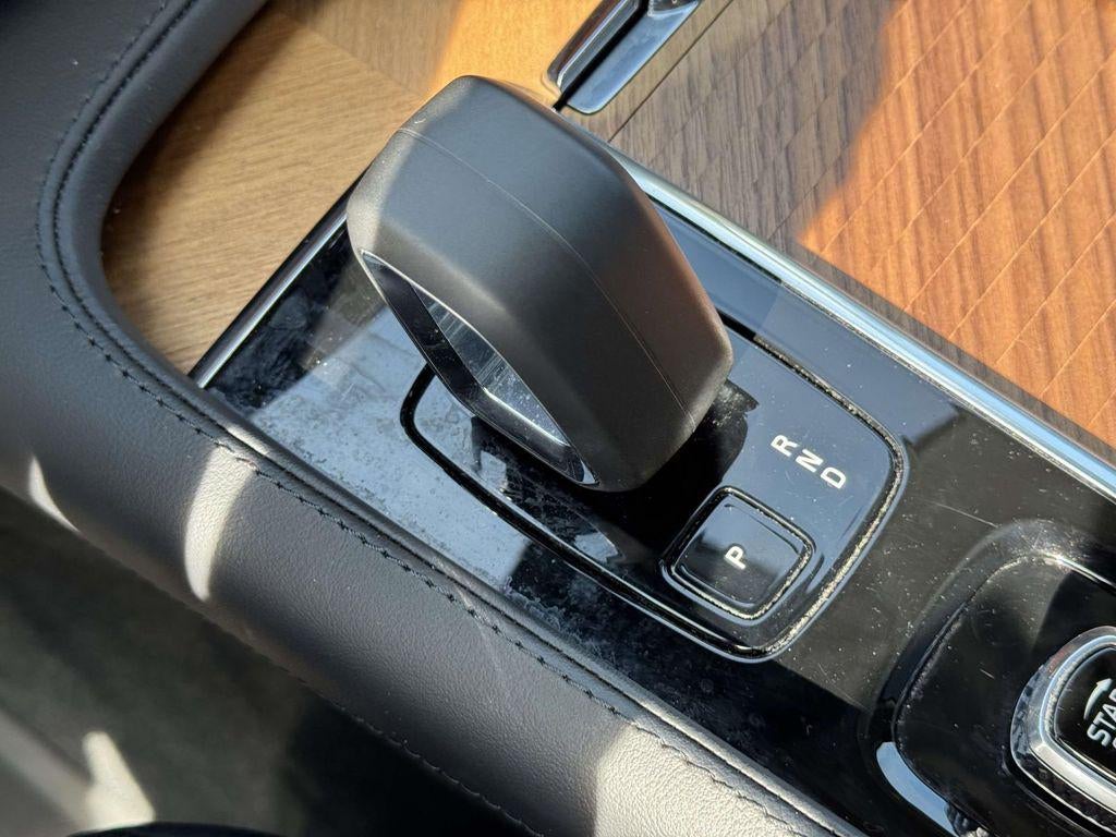 2023 Volvo XC90 B6 Plus 6-Seater