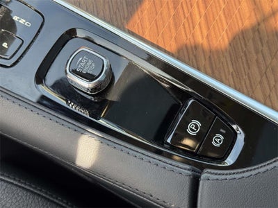 2023 Volvo XC90 B6 Plus 6-Seater