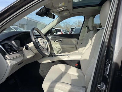 2023 Volvo XC90 B6 Plus 6-Seater