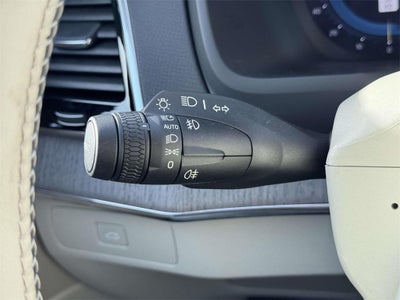 2023 Volvo XC90 B6 Plus 6-Seater