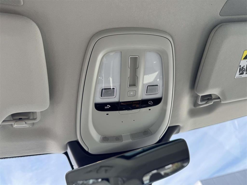 2023 Volvo XC90 B6 Plus 6-Seater