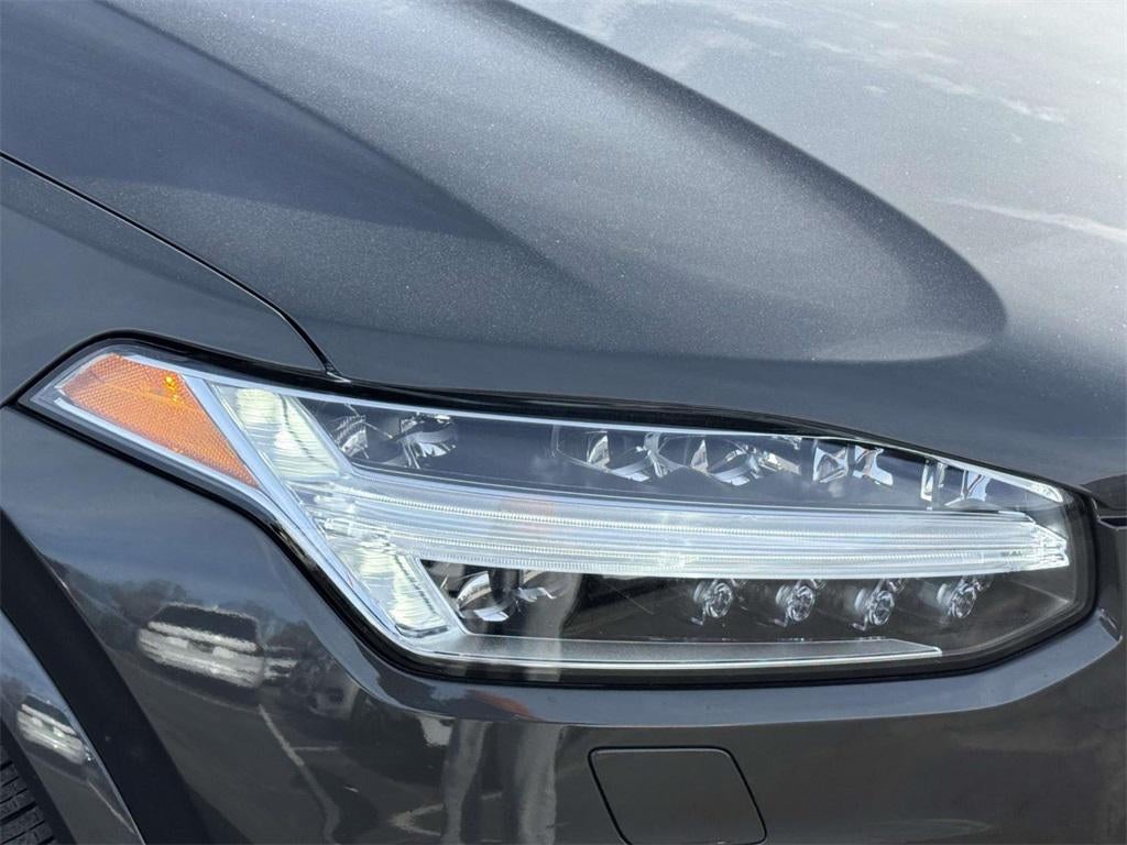 2023 Volvo XC90 B6 Plus 6-Seater