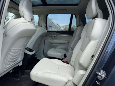 2025 Volvo XC90 B6 Plus 6-Seater