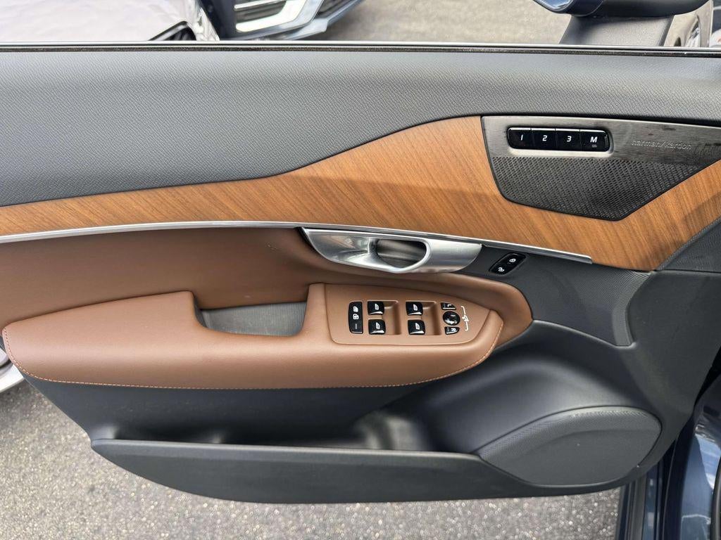 2024 Volvo XC90 B6 Plus Bright Theme 7-Seater