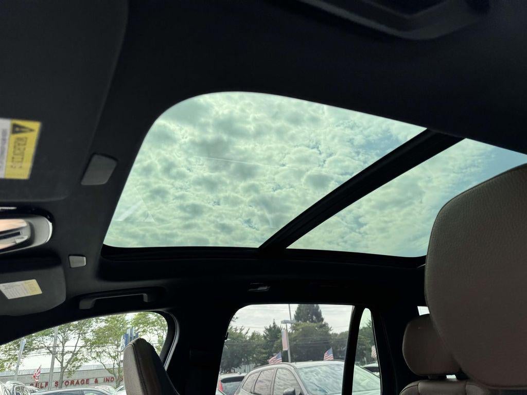 2024 Volvo XC90 B6 Plus Bright Theme 7-Seater