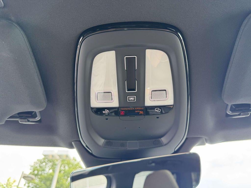 2024 Volvo XC90 B6 Plus Bright Theme 7-Seater