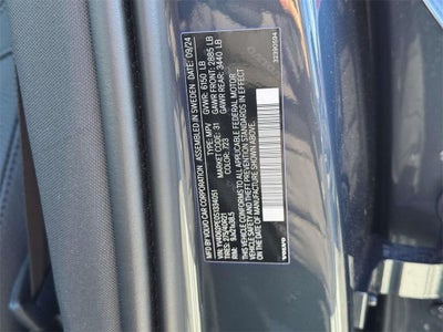 2025 Volvo XC90 B6 Plus 7-Seater