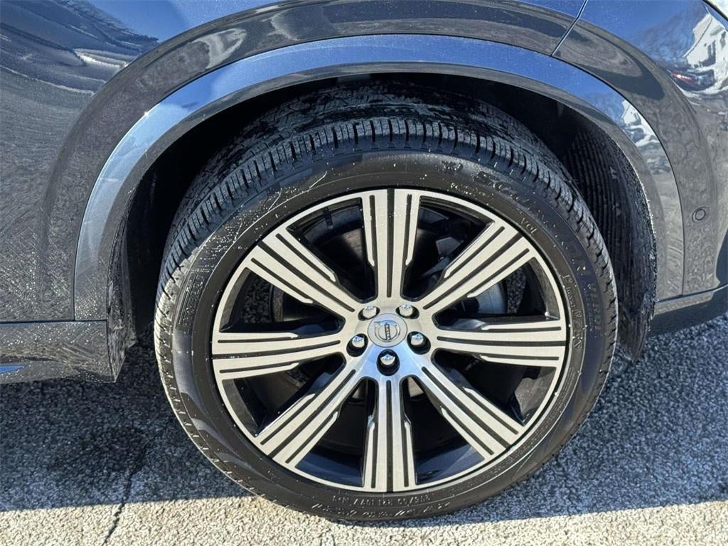 2025 Volvo XC90 B6 Plus 7-Seater