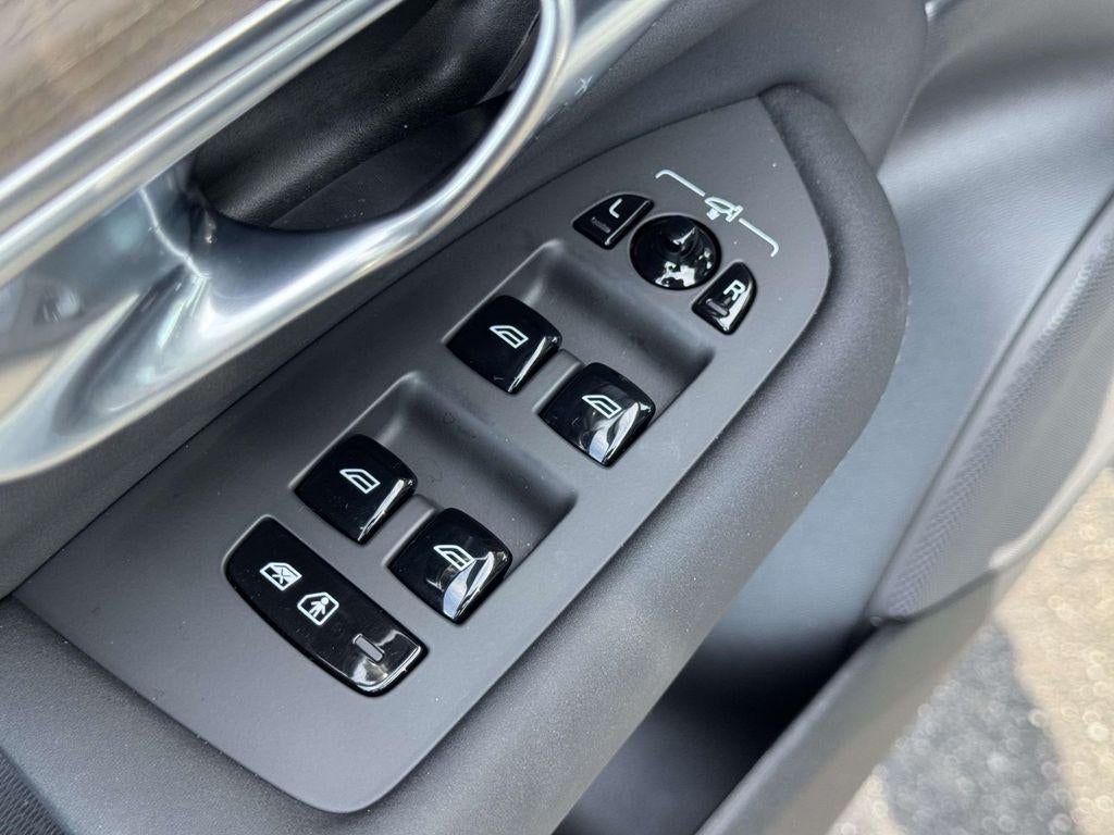 2026 Volvo XC90 Plus, B6 AWD Gas (mild hybrid), Gasoline, Bright, 7 Seats