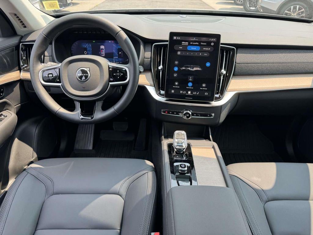 2026 Volvo XC90 Plus, B6 AWD Gas (mild hybrid), Gasoline, Bright, 7 Seats