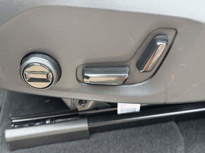 2026 Volvo XC90 Plus, B6 AWD Gas (mild hybrid), Gasoline, Bright, 7 Seats