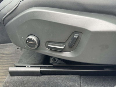 2026 Volvo XC90 Plus, B6 AWD Gas (mild hybrid), Gasoline, Bright, 7 Seats