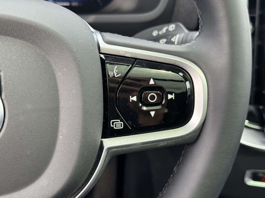 2026 Volvo XC90 Plus, B6 AWD Gas (mild hybrid), Gasoline, Bright, 7 Seats