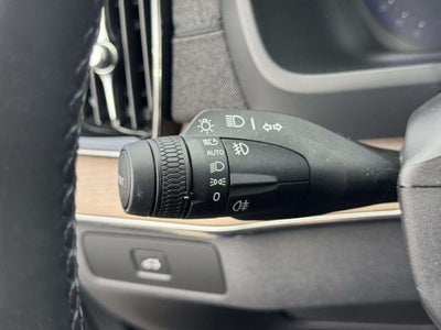 2026 Volvo XC90 Plus, B6 AWD Gas (mild hybrid), Gasoline, Bright, 7 Seats