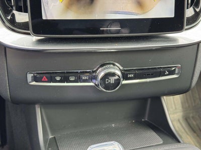 2026 Volvo XC90 Plus, B6 AWD Gas (mild hybrid), Gasoline, Bright, 7 Seats