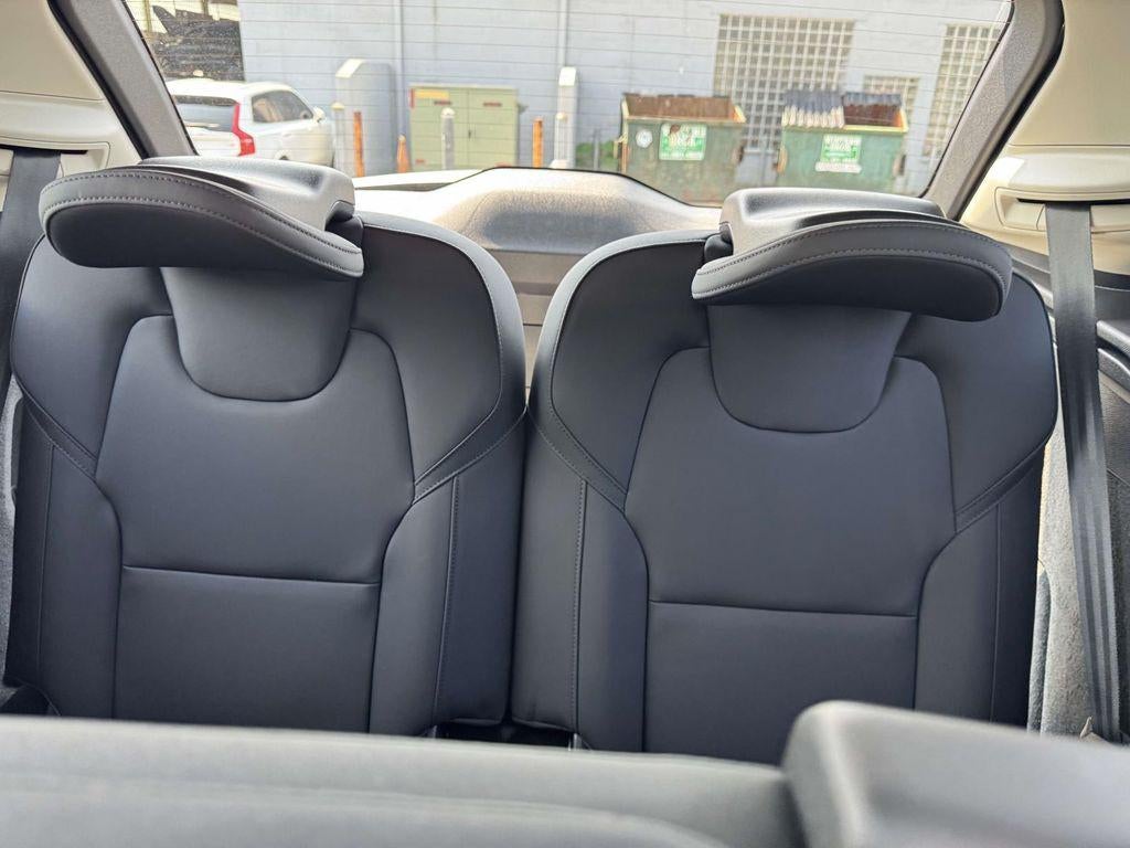2026 Volvo XC90 Plus, B6 AWD Gas (mild hybrid), Gasoline, Bright, 7 Seats
