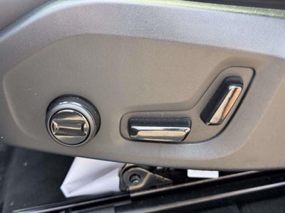 2026 Volvo XC90 Plus, B6 AWD Gas (mild hybrid), Gasoline, Bright, 7 Seats
