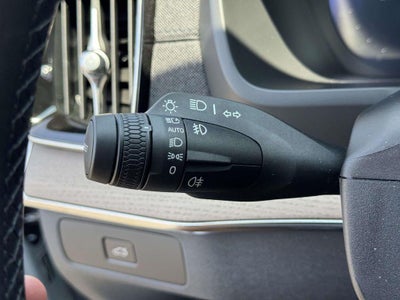 2026 Volvo XC90 Plus, B6 AWD Gas (mild hybrid), Gasoline, Bright, 7 Seats