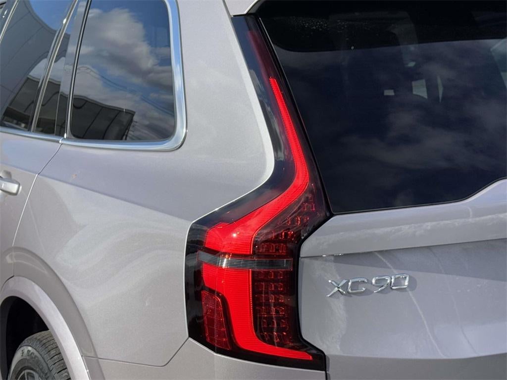 2026 Volvo XC90 Plus, B6 AWD Gas (mild hybrid), Gasoline, Bright, 7 Seats