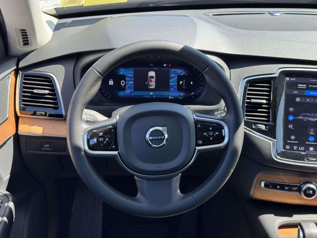 2024 Volvo XC90 B6 Plus Bright Theme 7-Seater