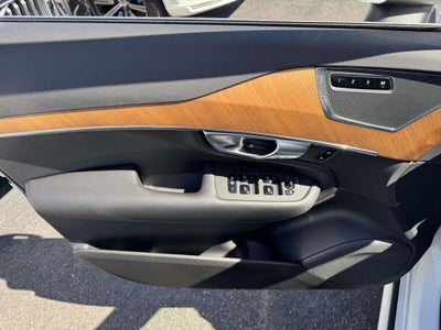 2024 Volvo XC90 B6 Plus Bright Theme 7-Seater