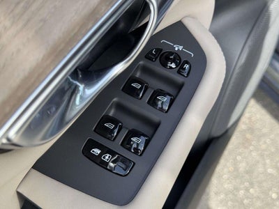 2026 Volvo XC90 Plus, B6 AWD Gas (mild hybrid), Gasoline, Bright, 7 Seats