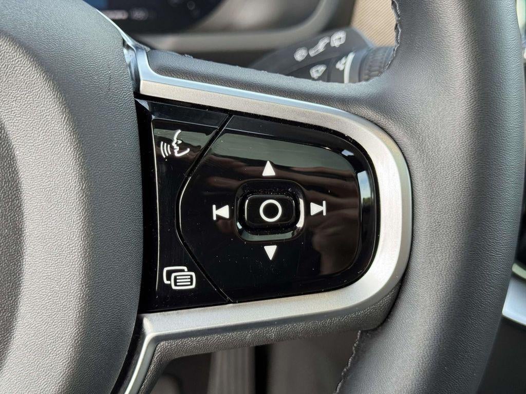 2026 Volvo XC90 Plus, B6 AWD Gas (mild hybrid), Gasoline, Bright, 7 Seats