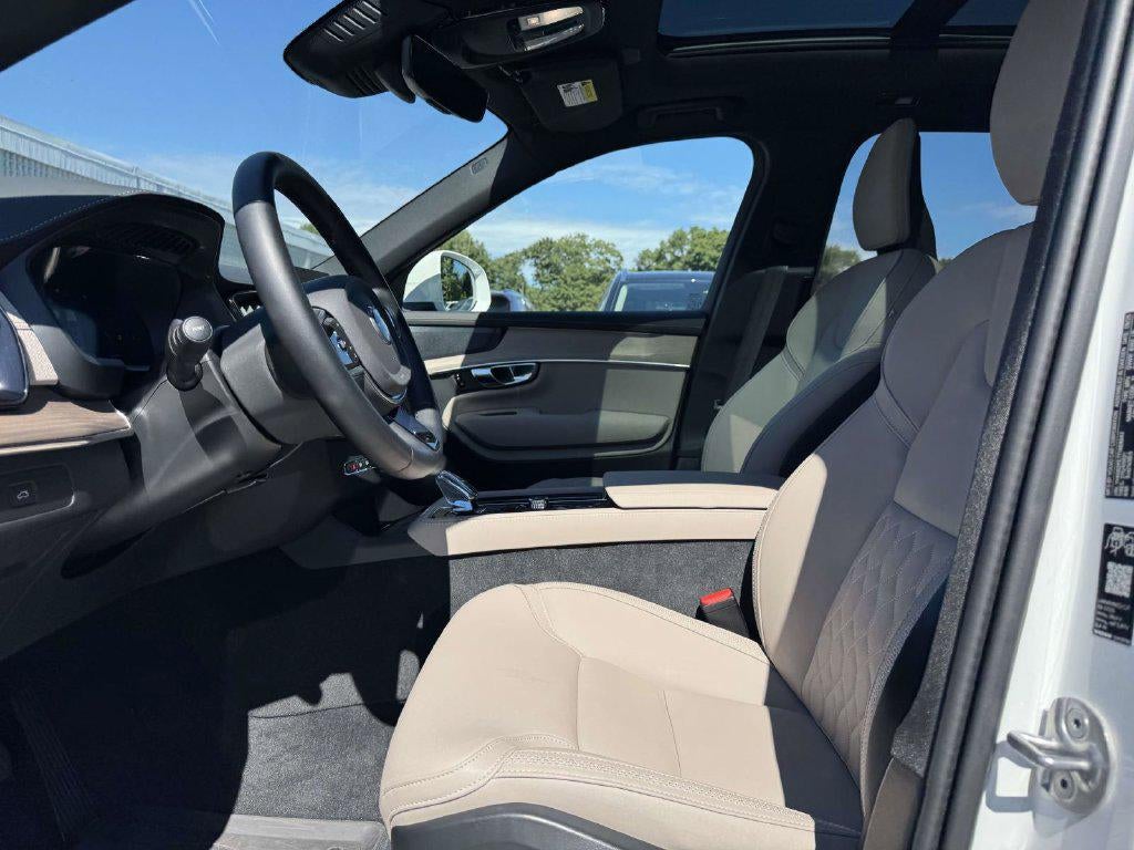 2026 Volvo XC90 Plus, B6 AWD Gas (mild hybrid), Gasoline, Bright, 7 Seats