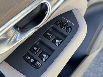 2026 Volvo XC90 Plus, B6 AWD Gas (mild hybrid), Gasoline, Bright, 7 Seats