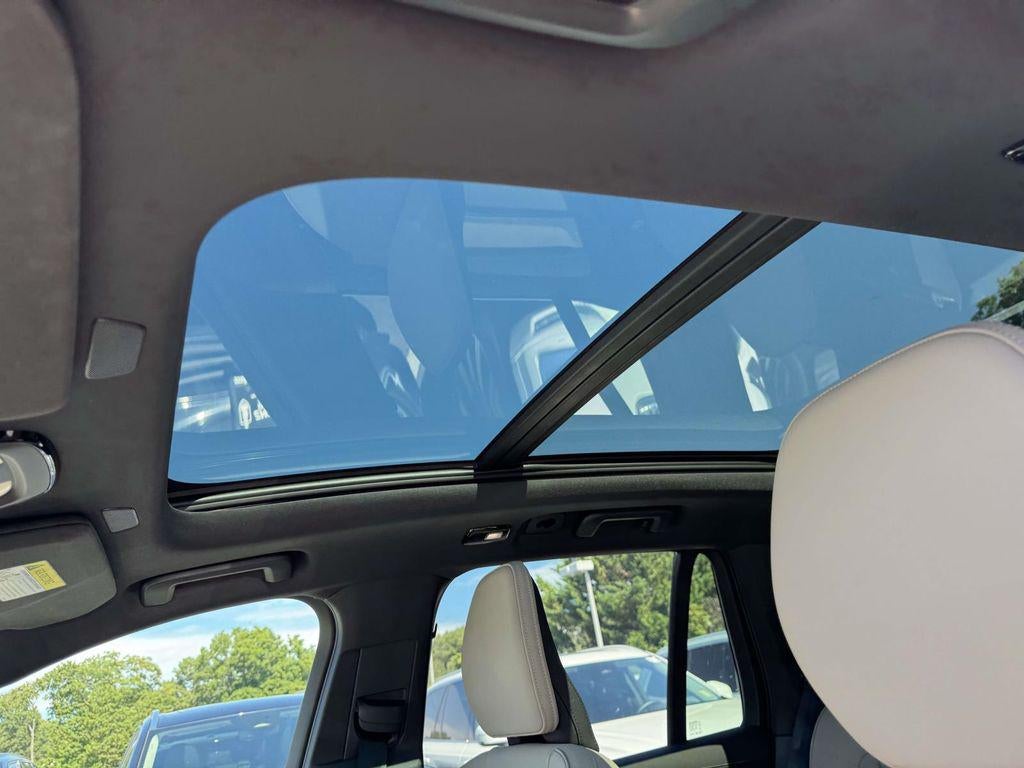 2026 Volvo XC90 Plus, B6 AWD Gas (mild hybrid), Gasoline, Bright, 7 Seats