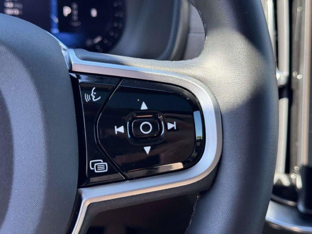 2026 Volvo XC90 Plus, B6 AWD Gas (mild hybrid), Gasoline, Bright, 7 Seats