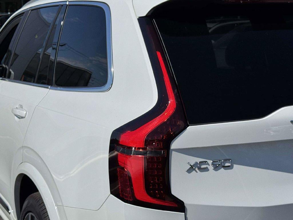 2026 Volvo XC90 Plus, B6 AWD Gas (mild hybrid), Gasoline, Bright, 7 Seats