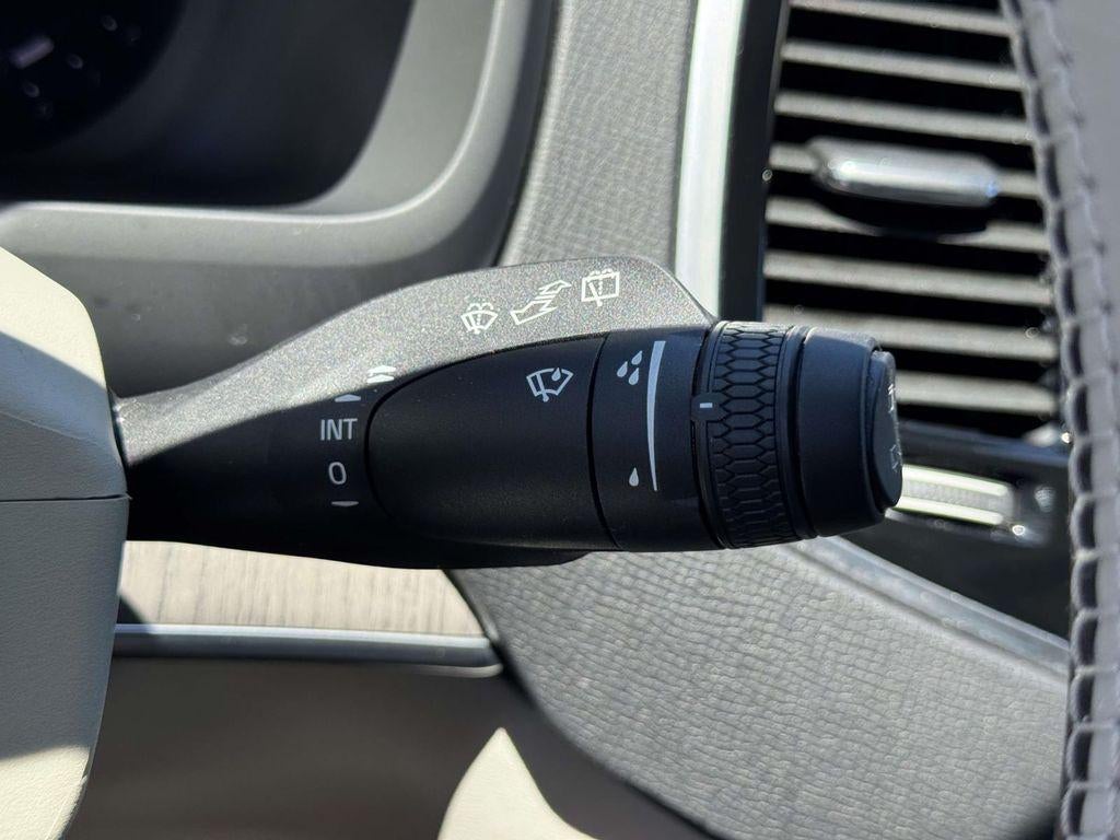 2024 Volvo XC90 B6 Plus Bright Theme 7-Seater