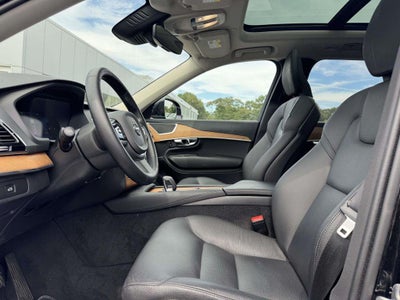 2025 Volvo XC90 B6 Plus 7-Seater