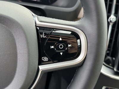 2026 Volvo XC90 Plus, B6 AWD Gas (mild hybrid), Gasoline, Bright, 7 Seats