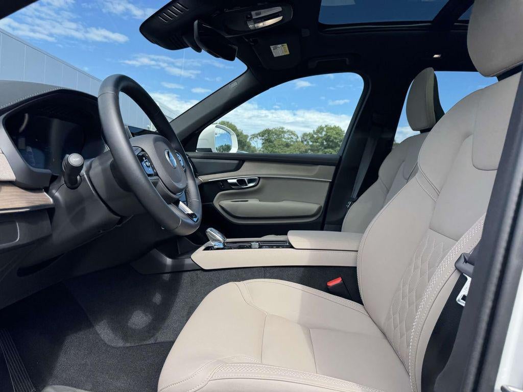 2026 Volvo XC90 Plus, B6 AWD Gas (mild hybrid), Gasoline, Bright, 7 Seats