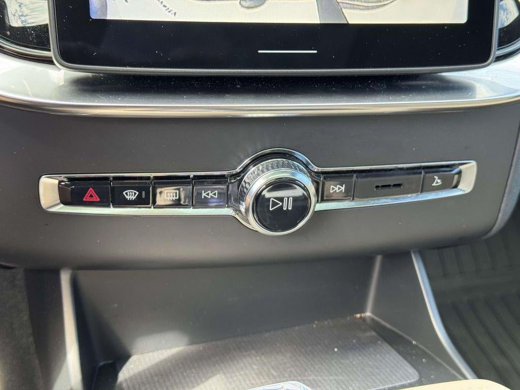 2026 Volvo XC90 Plus, B6 AWD Gas (mild hybrid), Gasoline, Bright, 7 Seats