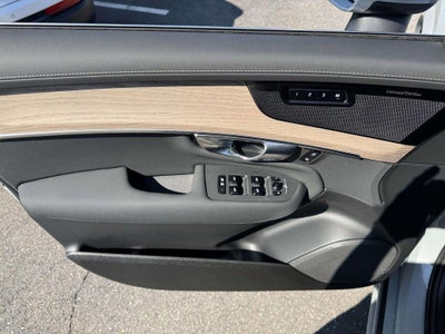 2026 Volvo XC90 Plus, B6 AWD Gas (mild hybrid), Gasoline, Bright, 7 Seats