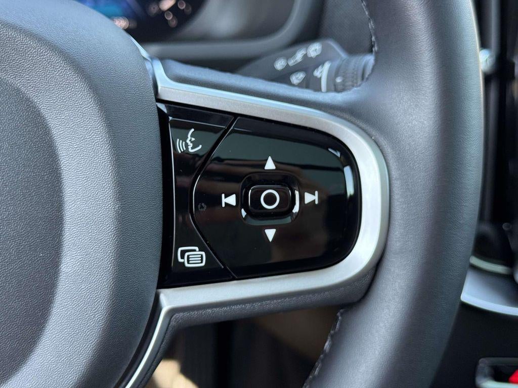 2026 Volvo XC90 Plus, B6 AWD Gas (mild hybrid), Gasoline, Bright, 7 Seats