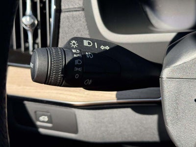 2026 Volvo XC90 Plus, B6 AWD Gas (mild hybrid), Gasoline, Bright, 7 Seats