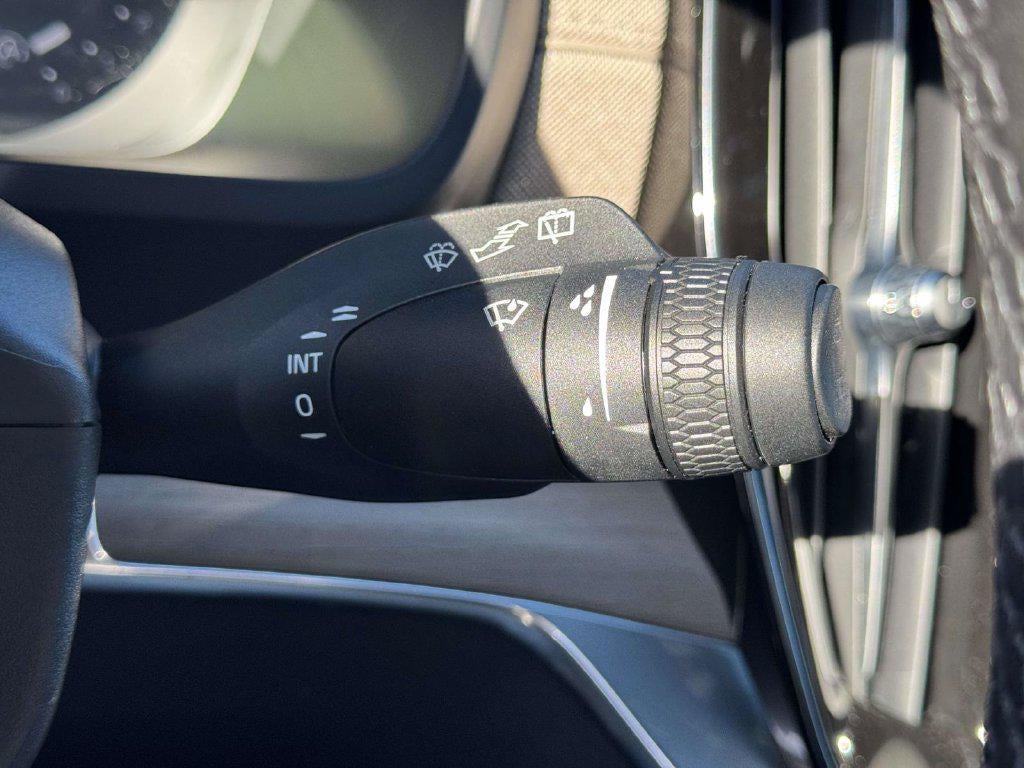 2026 Volvo XC90 Plus, B6 AWD Gas (mild hybrid), Gasoline, Bright, 7 Seats