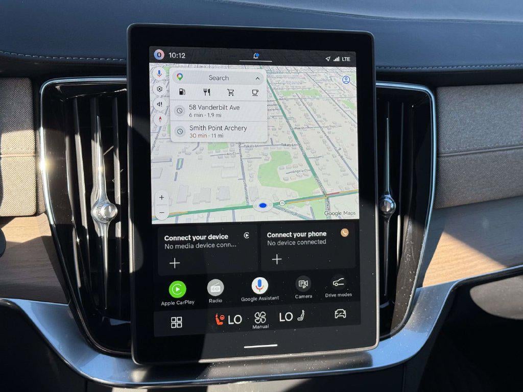 2026 Volvo XC90 Plus, B6 AWD Gas (mild hybrid), Gasoline, Bright, 7 Seats