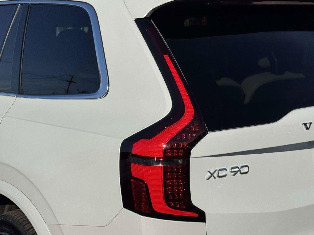 2026 Volvo XC90 Plus, B6 AWD Gas (mild hybrid), Gasoline, Bright, 7 Seats