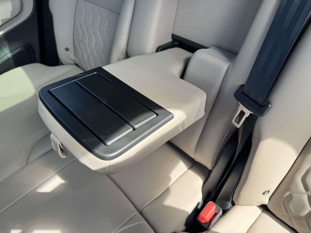 2026 Volvo XC90 Plus, B6 AWD Gas (mild hybrid), Gasoline, Bright, 7 Seats