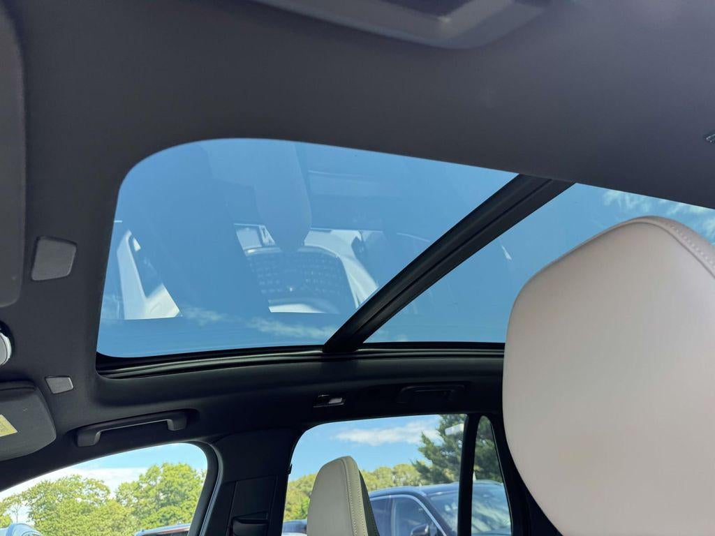 2026 Volvo XC90 Plus, B6 AWD Gas (mild hybrid), Gasoline, Bright, 7 Seats