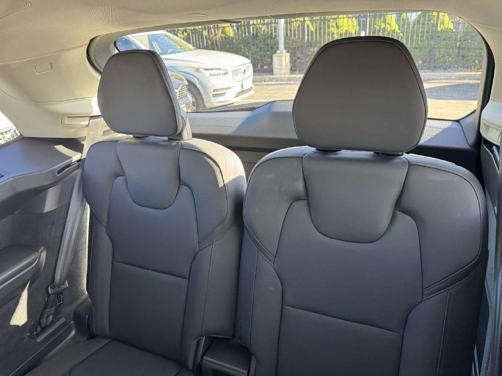 2026 Volvo XC90 Plus, B6 AWD Gas (mild hybrid), Gasoline, Bright, 7 Seats